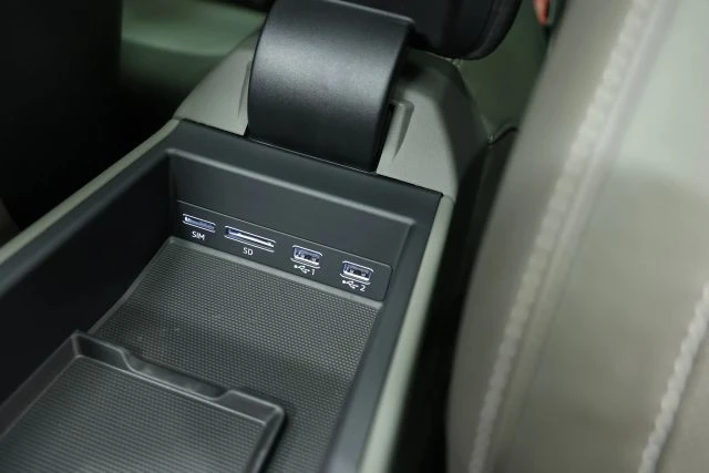 2020 Porsche 992 Carrera 4S - Image 22 of 31