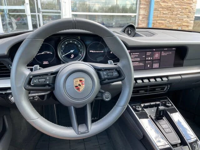 2020 Porsche 992 Carrera 4S - Image 22 of 31
