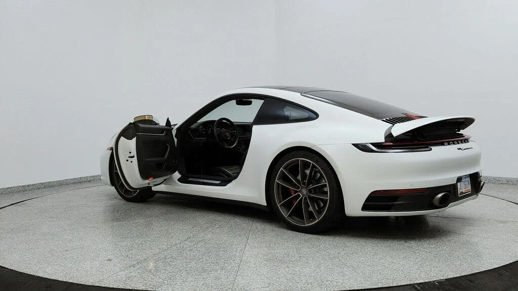 2020 Porsche 992 Carrera 4S - Image 10 of 31