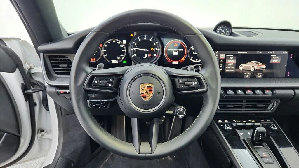 2020 Porsche 992 Carrera 4S - Image 20 of 31