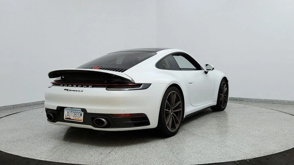 2020 Porsche 992 Carrera 4S - Image 5 of 31