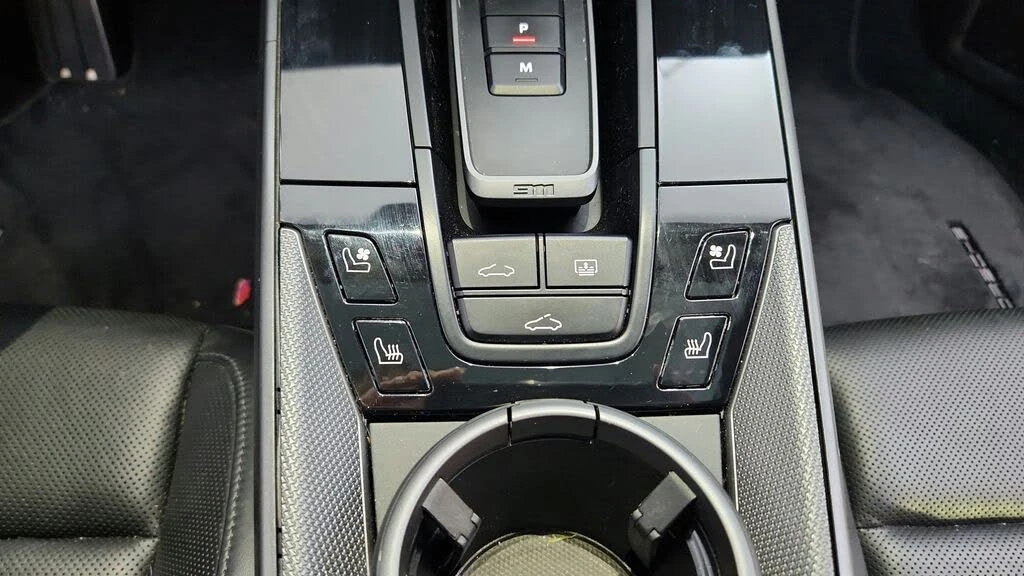 2020 Porsche 992 Carrera 4S - Image 25 of 31