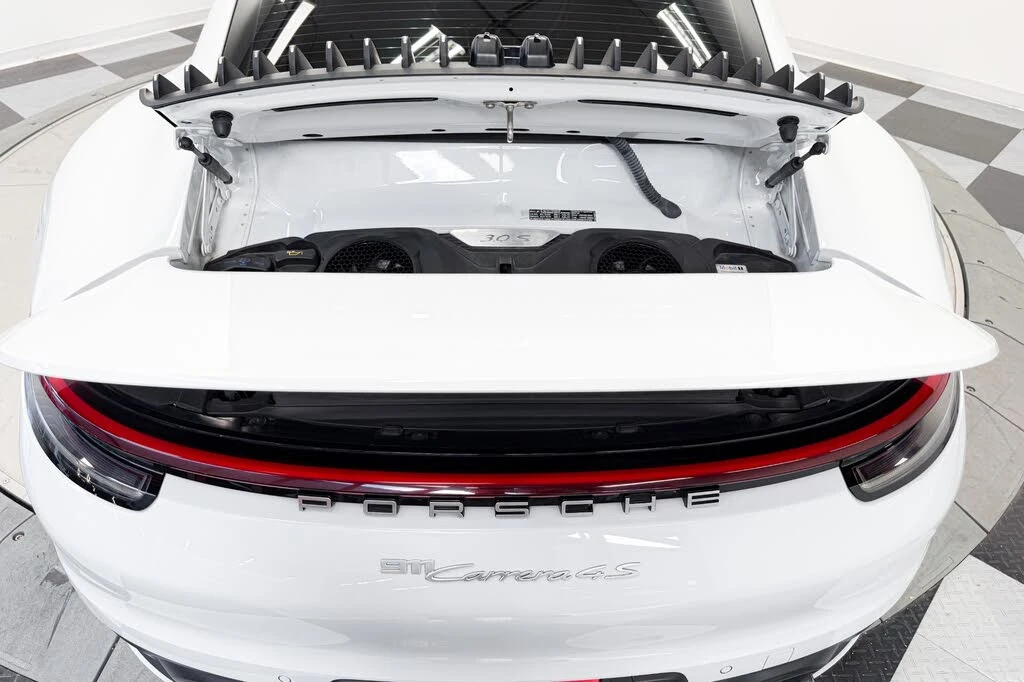 2020 Porsche 992 Carrera 4S - Image 12 of 31