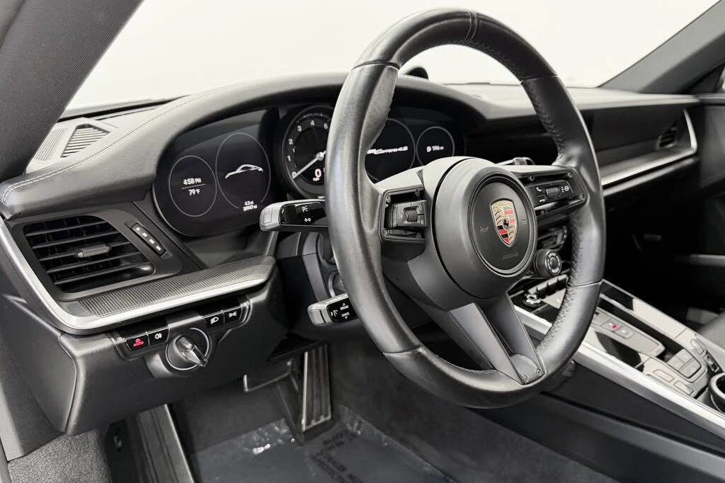 2020 Porsche 992 Carrera 4S - Image 13 of 31