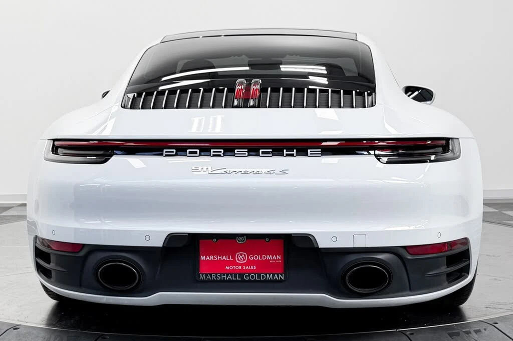 2020 Porsche 992 Carrera 4S - Image 8 of 31