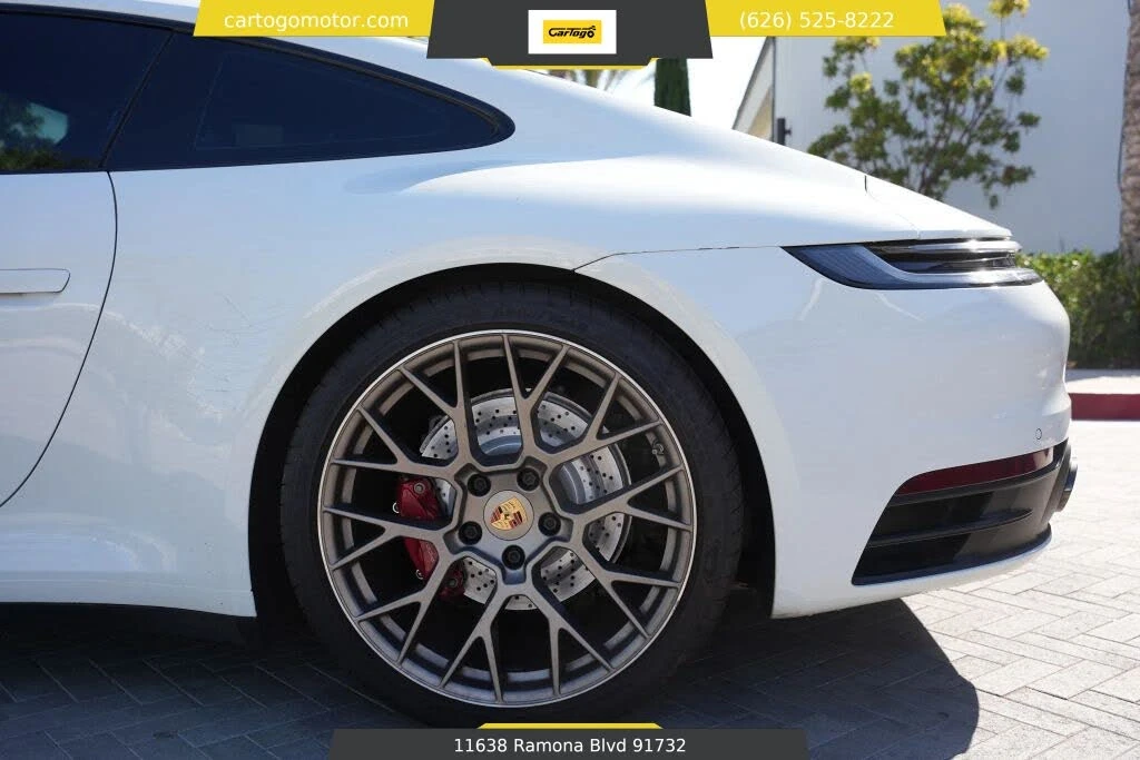 2020 Porsche 992 Carrera 4S - Image 6 of 31