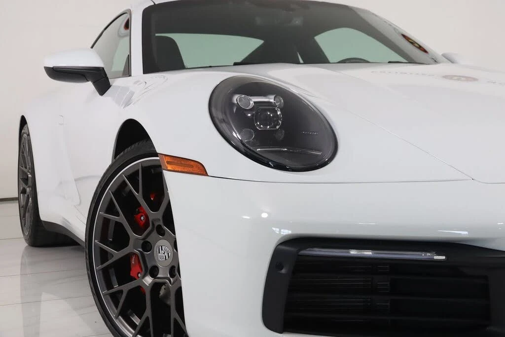 2020 Porsche 992 Carrera 4S - Image 26 of 31