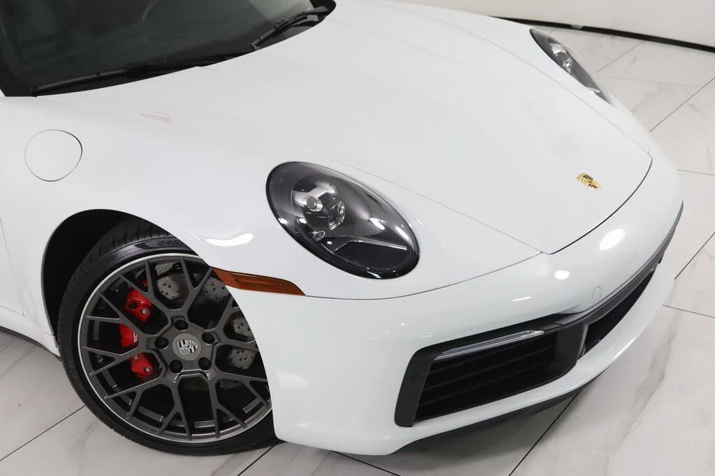 2020 Porsche 992 Carrera 4S - Image 25 of 31