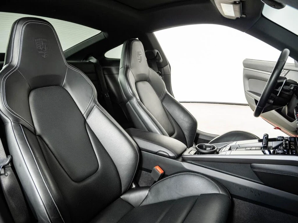 2020 Porsche 992 Carrera 4S - Image 18 of 29