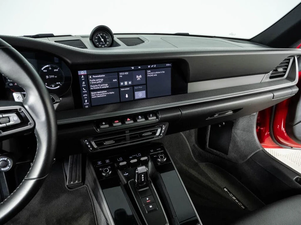 2020 Porsche 992 Carrera 4S - Image 13 of 29