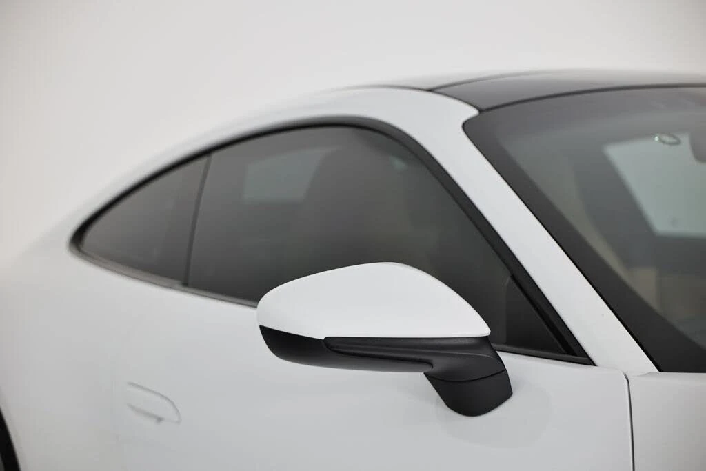 2020 Porsche 992 Carrera 4S - Image 17 of 31