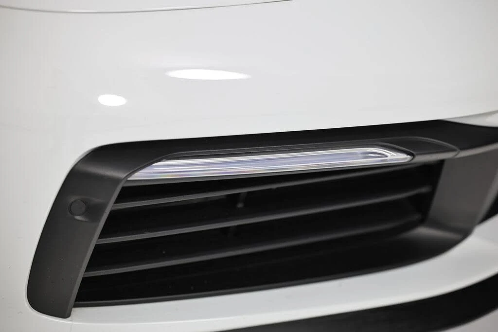 2020 Porsche 992 Carrera 4S - Image 19 of 31