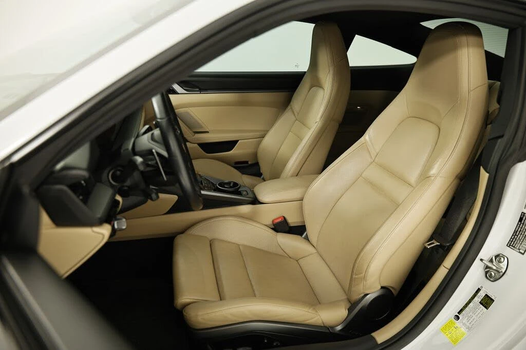 2020 Porsche 992 Carrera 4S - Image 5 of 31