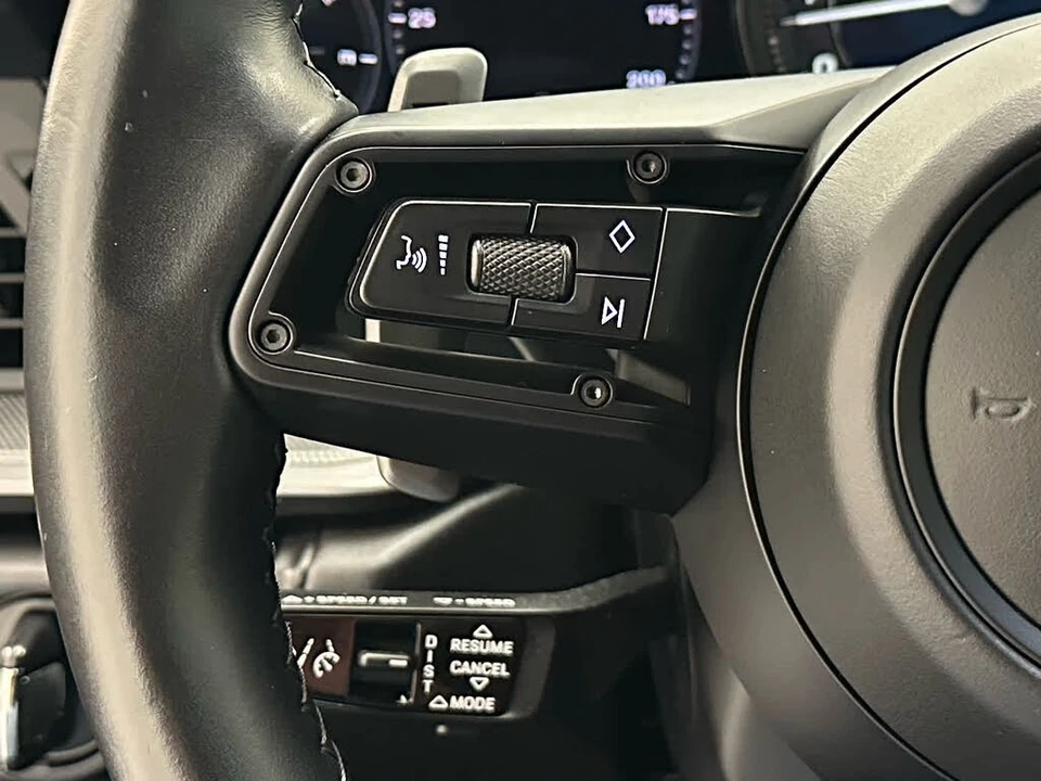 2020 Porsche 992 Carrera 4S - Image 21 of 31