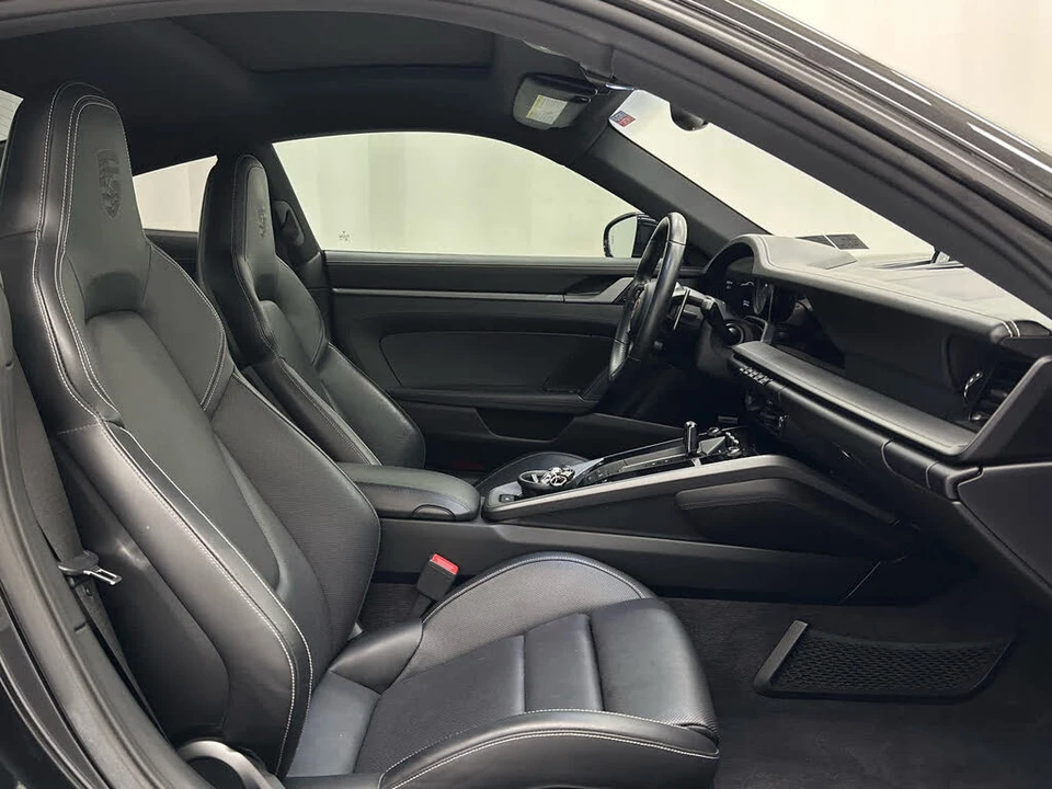 2020 Porsche 992 Carrera 4S - Image 16 of 31