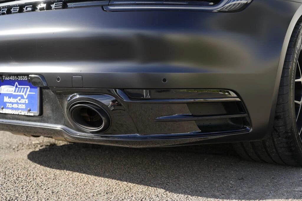 2020 Porsche 992 Carrera 4S - Image 24 of 31