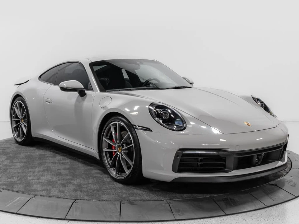 2020 Porsche 992 Carrera 4S - Image 12 of 31