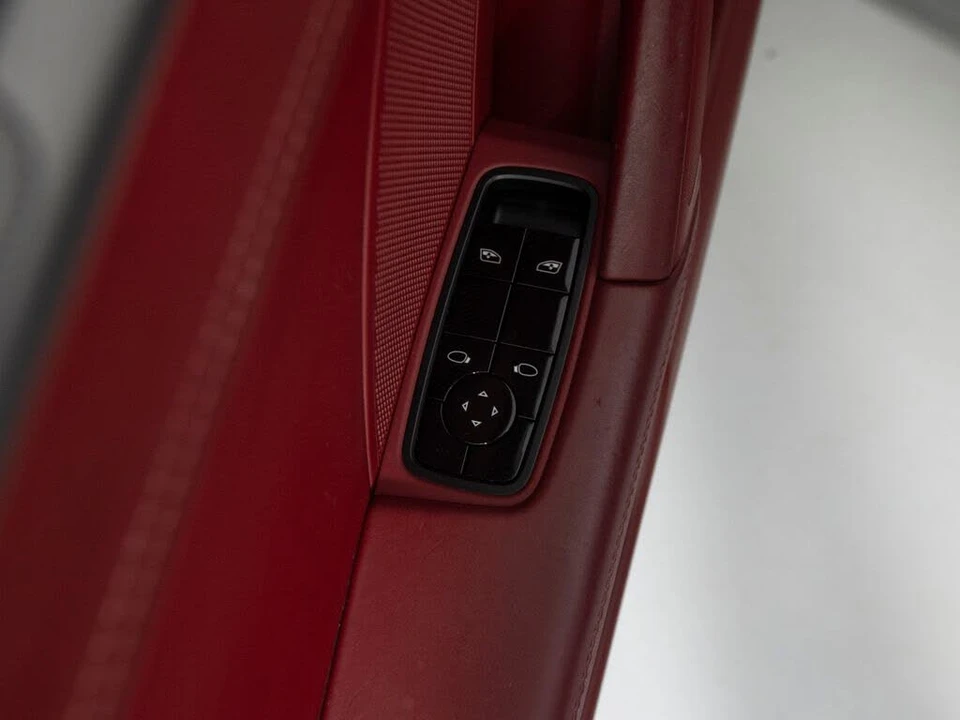 2020 Porsche 992 Carrera 4S - Image 13 of 31