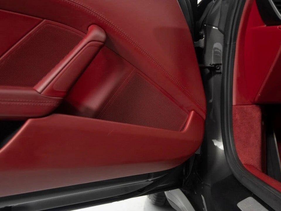 2020 Porsche 992 Carrera 4S - Image 14 of 31
