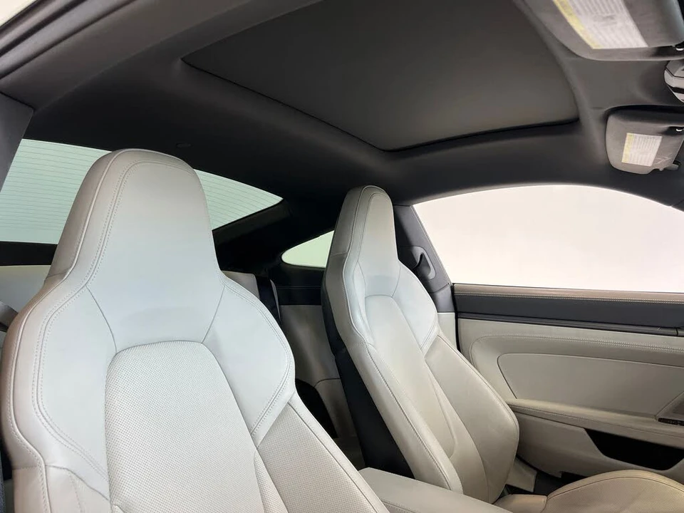 2020 Porsche 992 Carrera 4S - Image 20 of 31