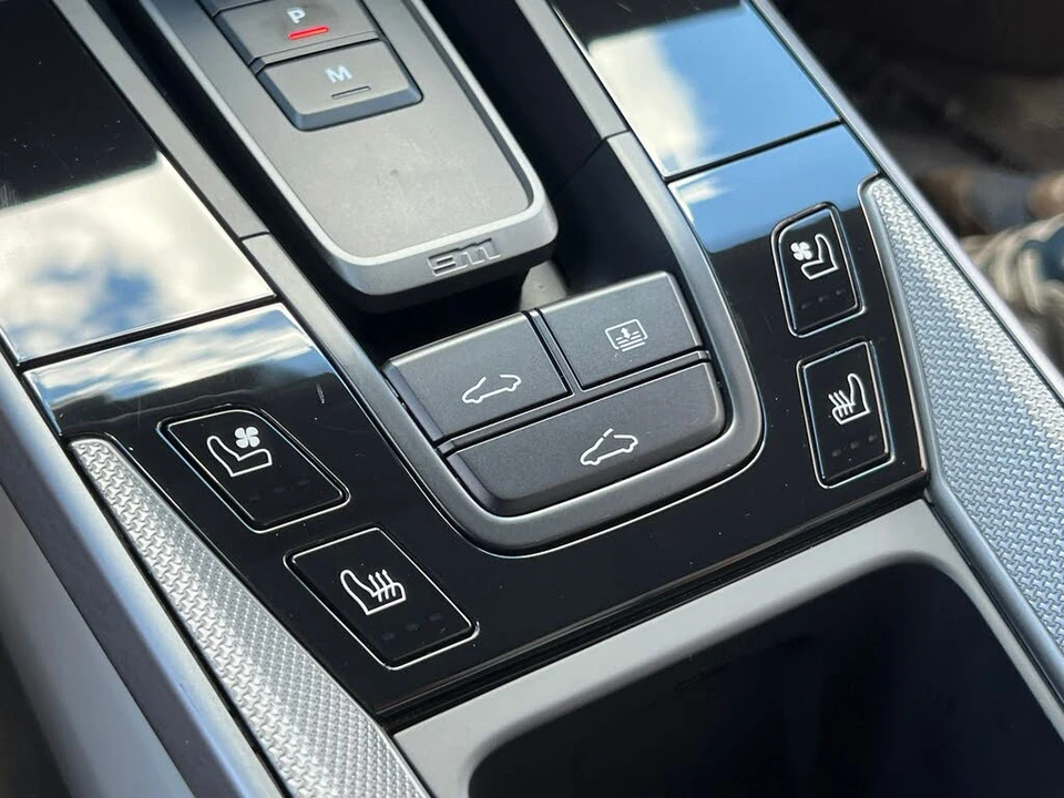 2020 Porsche 992 Carrera 4S - Image 29 of 31