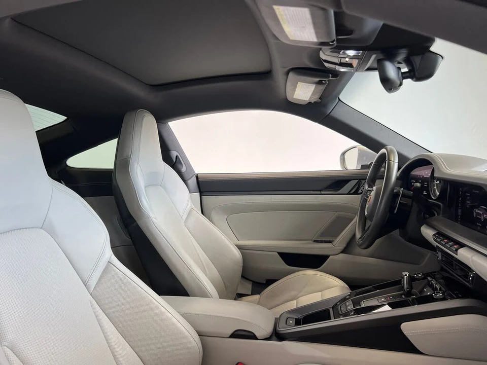 2020 Porsche 992 Carrera 4S - Image 19 of 31