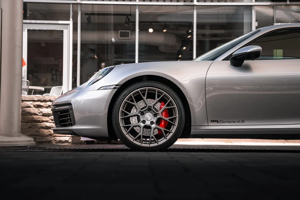 2020 Porsche 992 Carrera 4S - Image 10 of 31