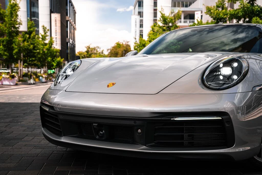 2020 Porsche 992 Carrera 4S - Image 13 of 31
