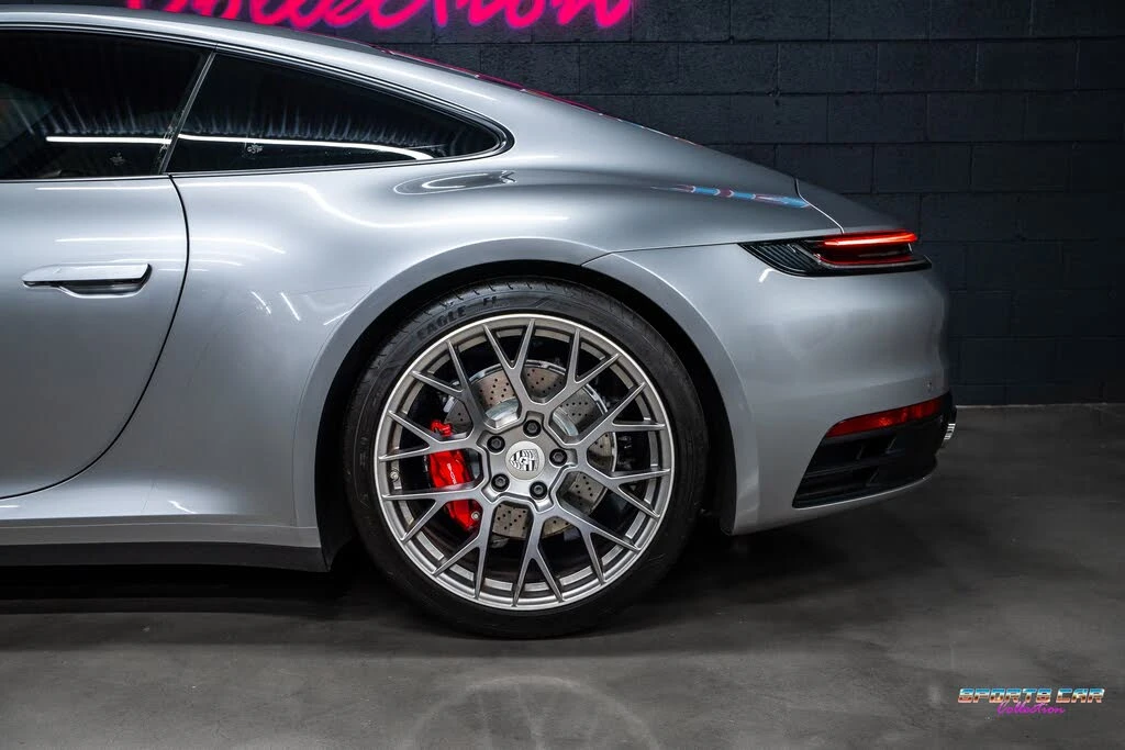 2020 Porsche 992 Carrera 4S - Image 29 of 31