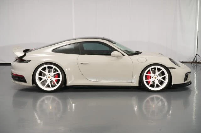 2020 Porsche 992 Carrera 4S - Image 19 of 31