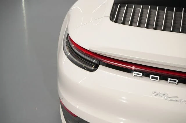 2020 Porsche 992 Carrera 4S - Image 26 of 31