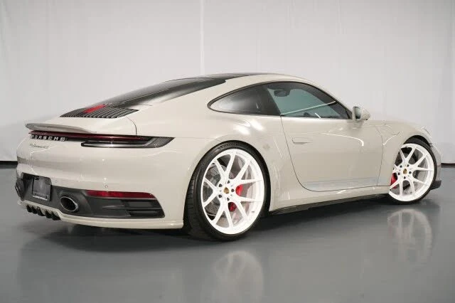 2020 Porsche 992 Carrera 4S - Image 22 of 31