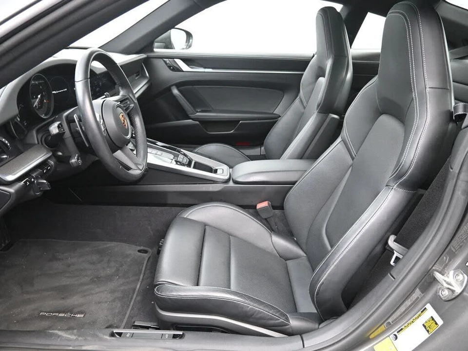 2020 Porsche 992 Carrera 4S - Image 7 of 31