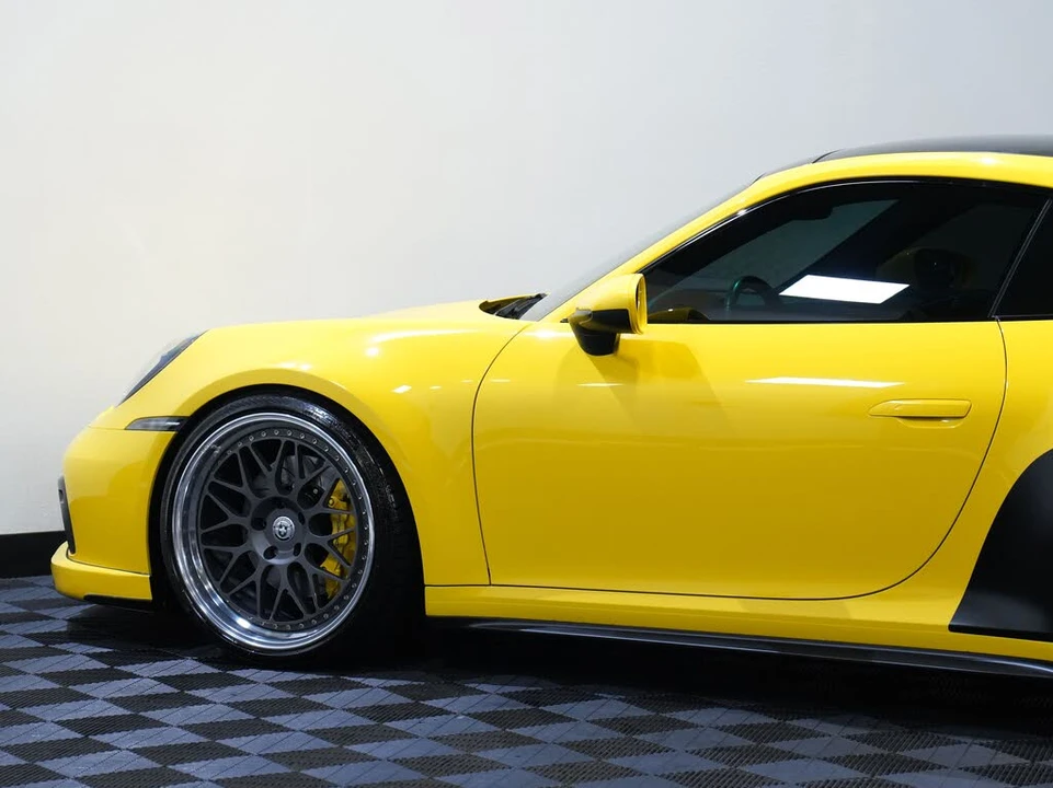 2020 Porsche 992 Carrera 4S - Image 19 of 31