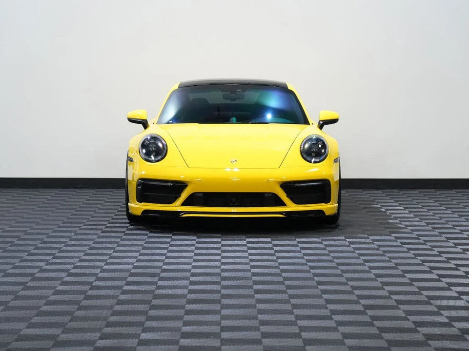 2020 Porsche 992 Carrera 4S - Image 4 of 31