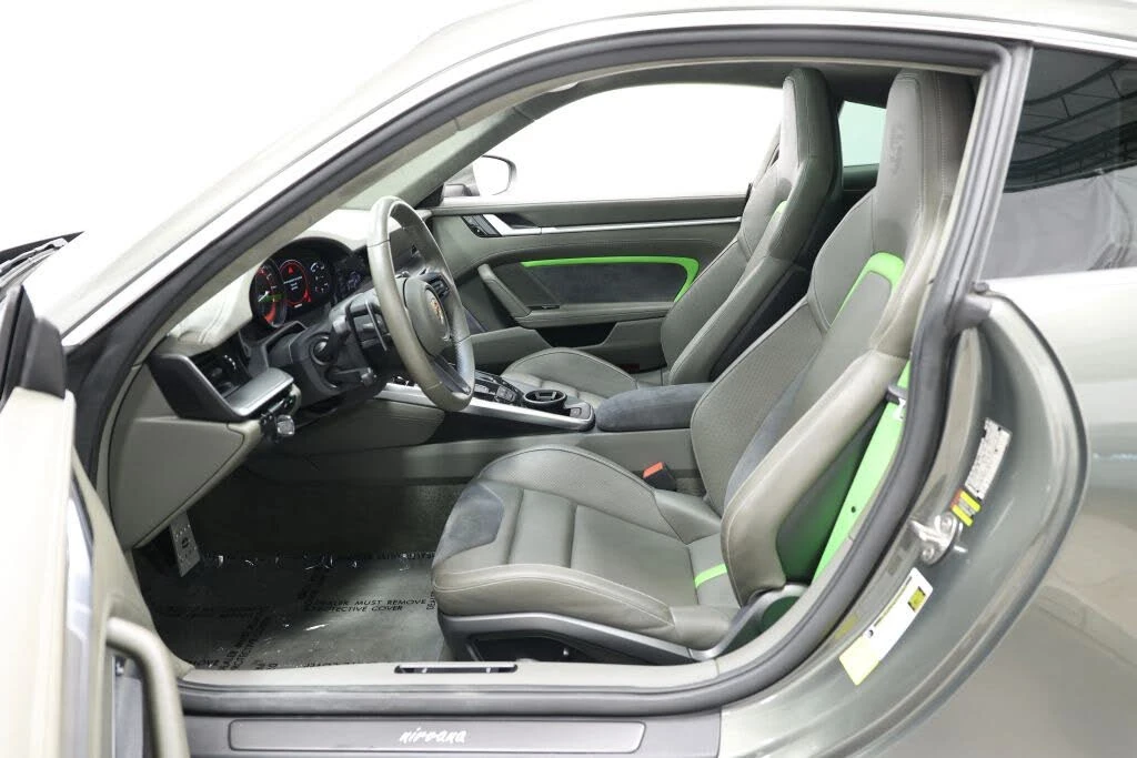 2020 Porsche 992 Carrera 4S - Image 16 of 31
