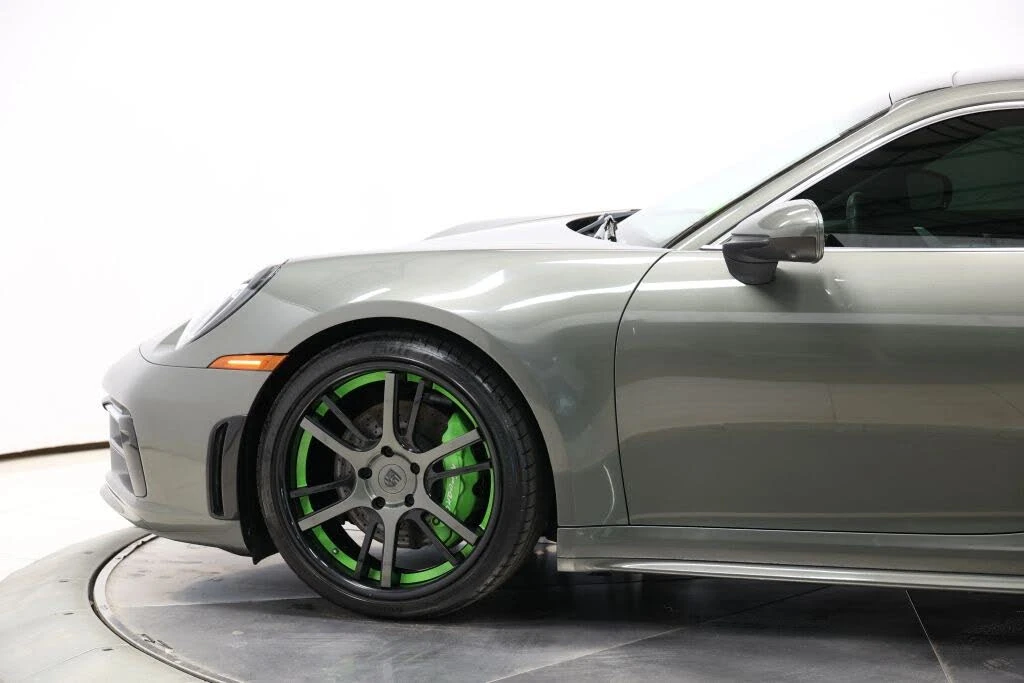2020 Porsche 992 Carrera 4S - Image 9 of 31