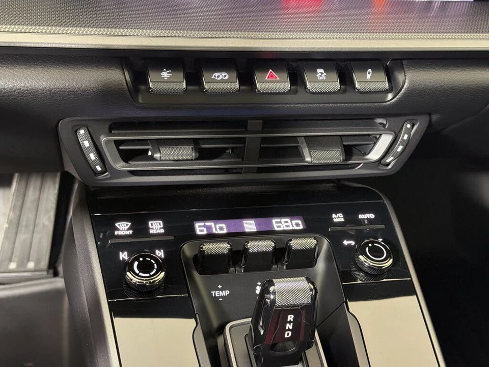 2020 Porsche 992 Carrera 4S - Image 16 of 30