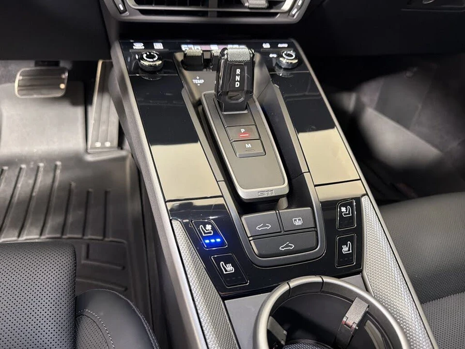 2020 Porsche 992 Carrera 4S - Image 14 of 30