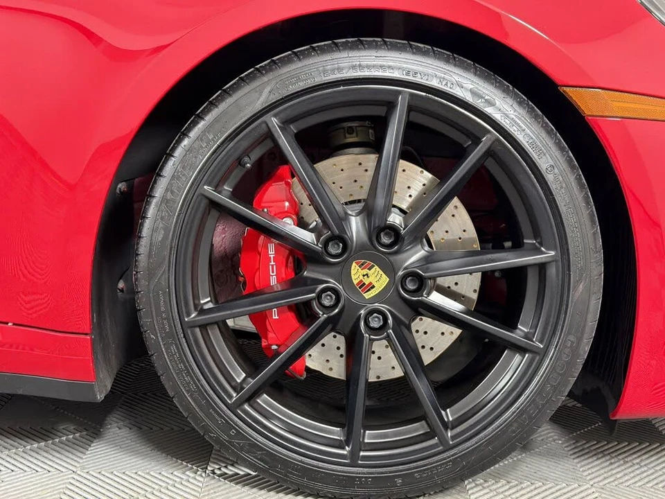 2020 Porsche 992 Carrera 4S - Image 12 of 30