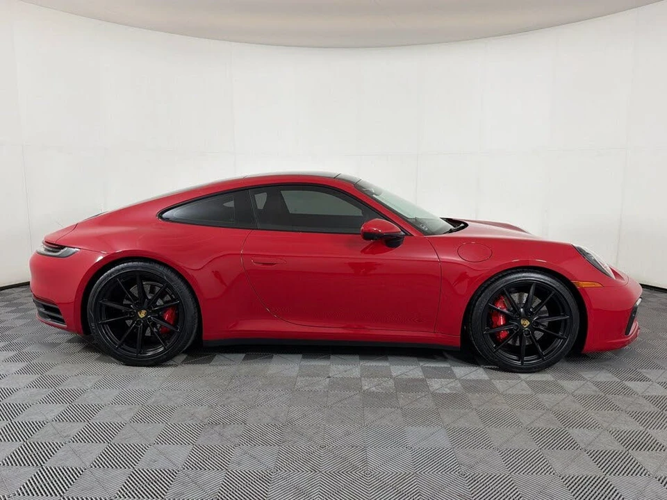 2020 Porsche 992 Carrera 4S - Image 8 of 30