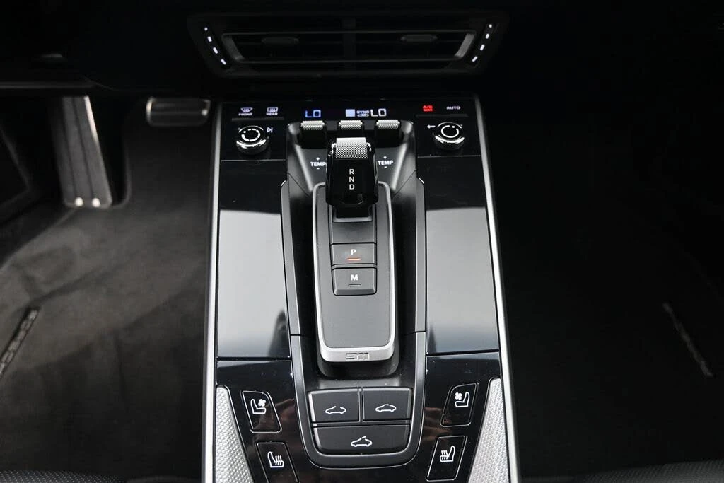 2020 Porsche 992 Carrera 4S - Image 18 of 31
