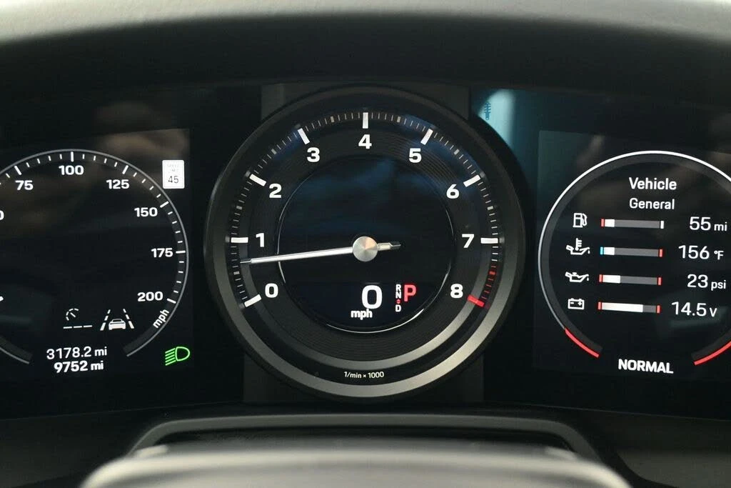 2020 Porsche 992 Carrera 4S - Image 27 of 31