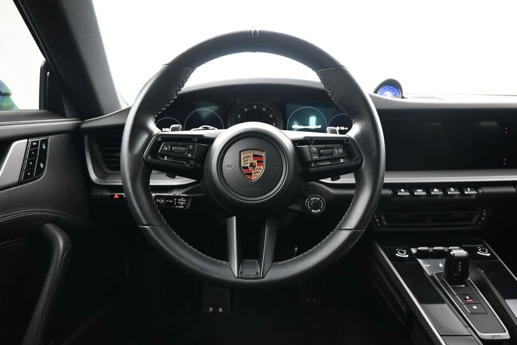 2020 Porsche 992 Carrera 4S - Image 11 of 31
