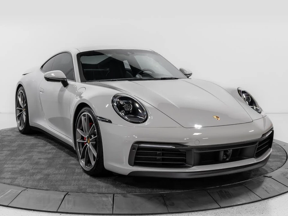 2020 Porsche 992 Carrera 4S - Image 13 of 31