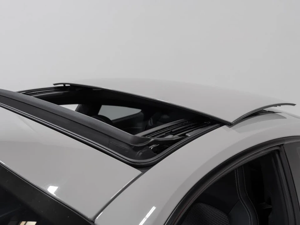 2020 Porsche 992 Carrera 4S - Image 22 of 31