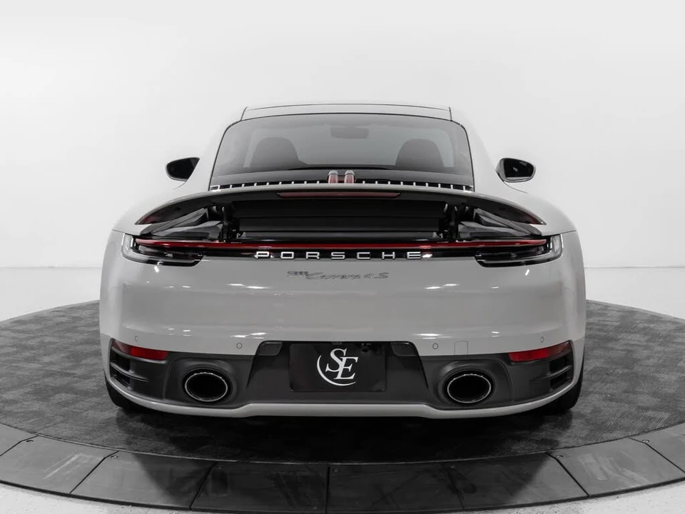 2020 Porsche 992 Carrera 4S - Image 8 of 31