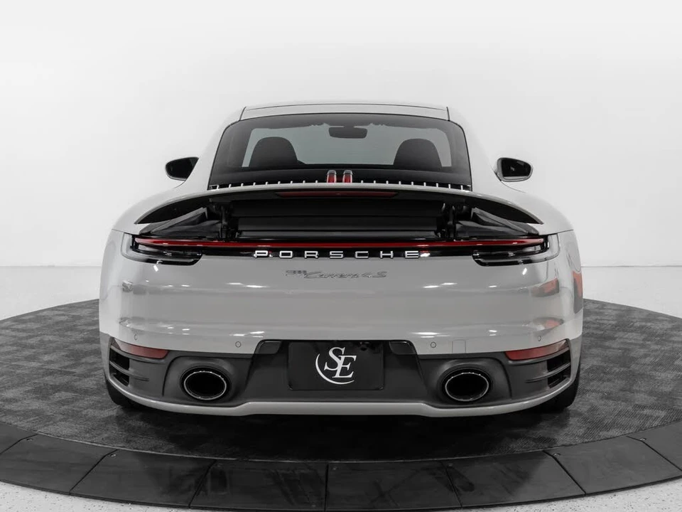 2020 Porsche 992 Carrera 4S - Image 7 of 31