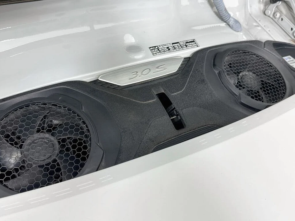 2020 Porsche 992 Carrera 4S - Image 27 of 31
