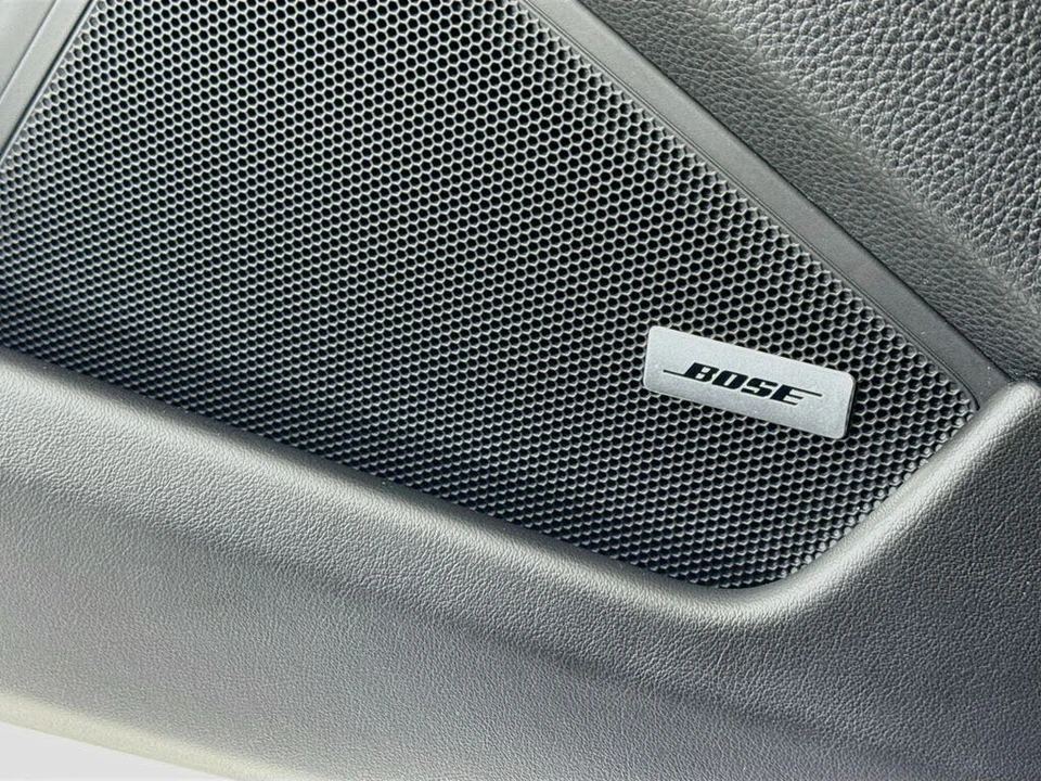 2020 Porsche 992 Carrera 4S - Image 12 of 31